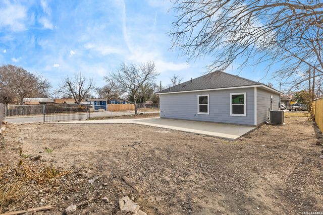 1201 Brighton, San Antonio, TX 78211