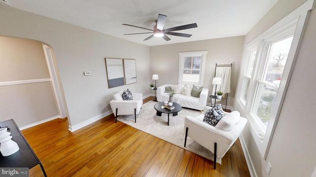 308 HOLY CROSS RD, Baltimore, MD 21225