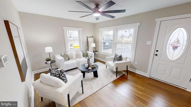 308 HOLY CROSS RD, Baltimore, MD 21225