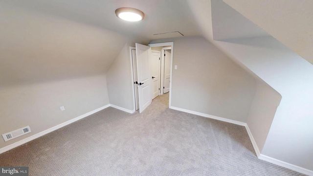 308 HOLY CROSS RD, Baltimore, MD 21225