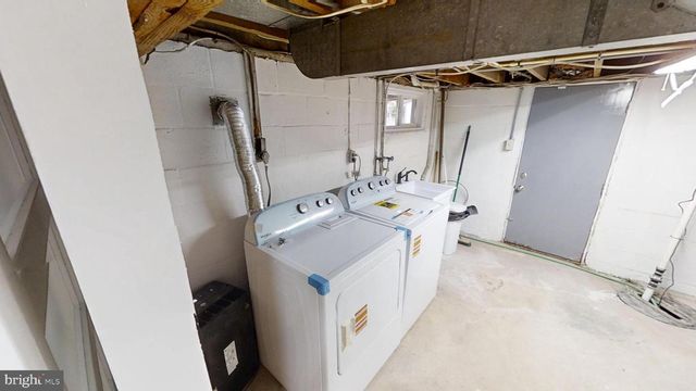 308 HOLY CROSS RD, Baltimore, MD 21225