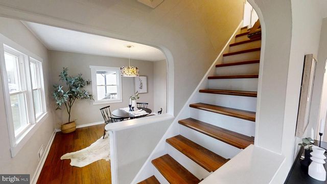 308 HOLY CROSS RD, Baltimore, MD 21225