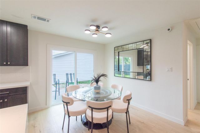 5326 De Lange Lane, Houston, TX 77092