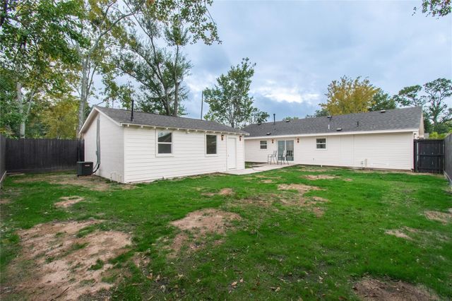 5326 De Lange Lane, Houston, TX 77092