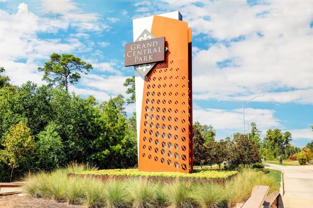 804 Fall Rock Branch Drive, Conroe, TX 77304