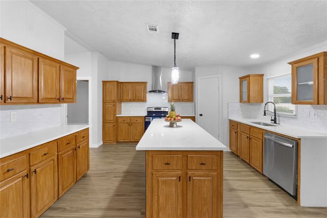 10595 Northlake Circle, Kemp, TX 75143