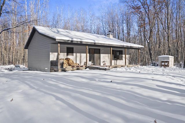 N1520 Spring Glen ROAD, Keshena, WI 54135