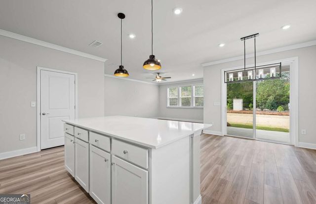 137 Kenney Way, Locust Grove, GA 30248