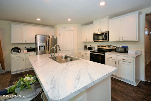 2536 BEACHVIEW Drive, Jacksonville, FL 32218