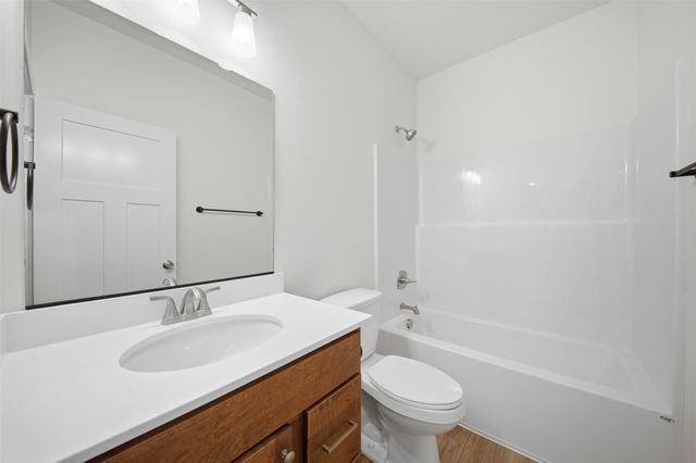 895 11th Street, Waukee, IA 50263