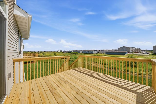 895 11th Street, Waukee, IA 50263