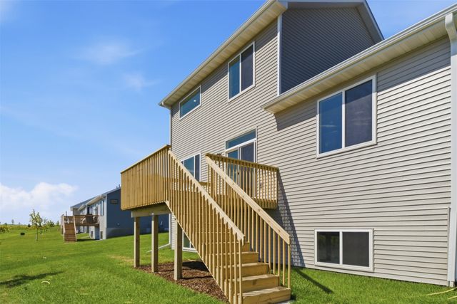 895 11th Street, Waukee, IA 50263