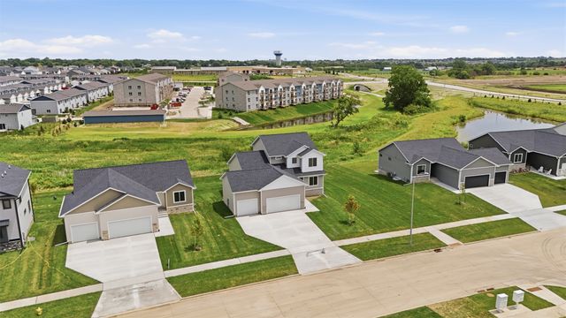 895 11th Street, Waukee, IA 50263