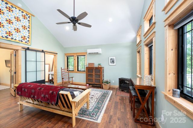 55 Laurel Ridge, Marshall, NC 28753