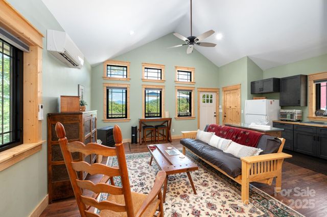 55 Laurel Ridge, Marshall, NC 28753