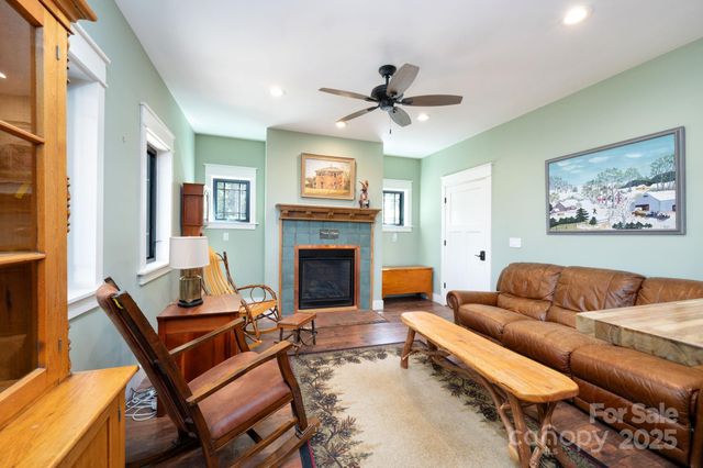 55 Laurel Ridge, Marshall, NC 28753