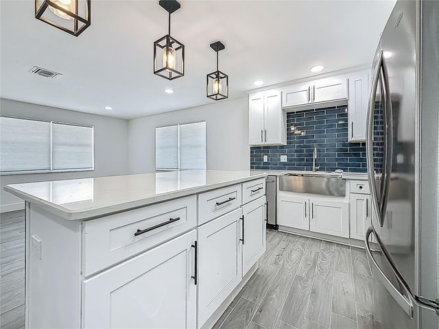 1755 SHORE ACRES BOULEVARD NE, St Petersburg, FL 33703