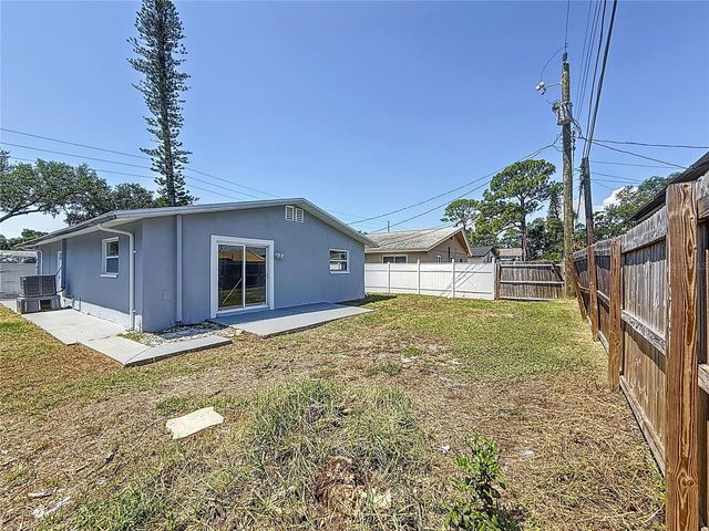 1755 SHORE ACRES BOULEVARD NE, St Petersburg, FL 33703