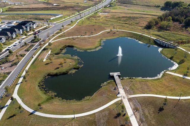 194 Heritage Mill TRL, Elgin, TX 78621