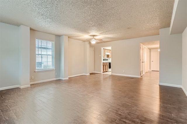 806 Prairie Creek Drive, Princeton, TX 75407