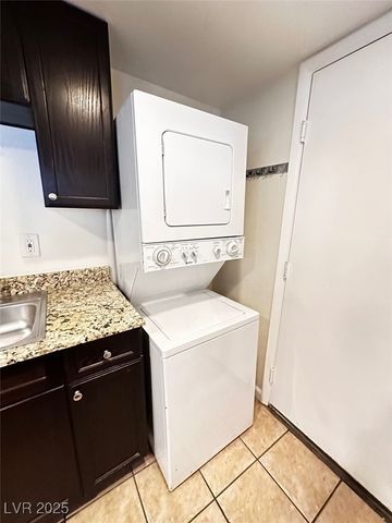 1309 Dorothy Avenue 2, Las Vegas, NV 89119
