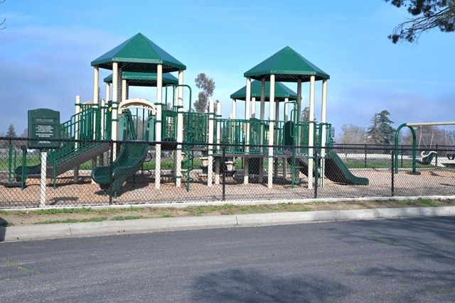 1312 Riverview Drive, Madera, CA 93637