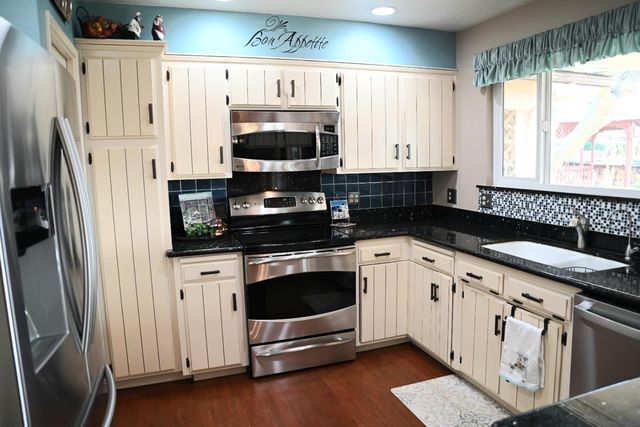 1312 Riverview Drive, Madera, CA 93637