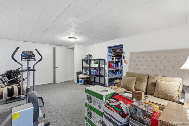 3129 Beacham Drive, Waterford, MI 48329