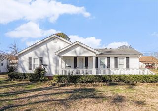 28 Walnut Street, Aragon, GA 30104