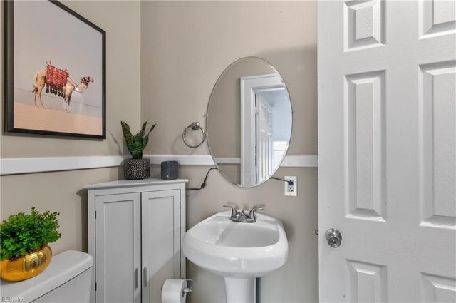 134 Powhatan PW, Hampton, VA 23661