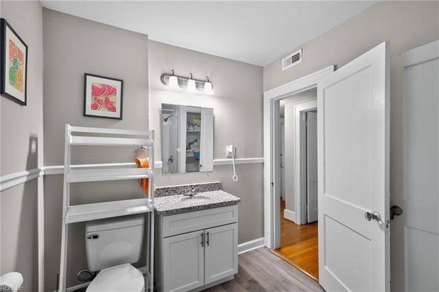 134 Powhatan PW, Hampton, VA 23661