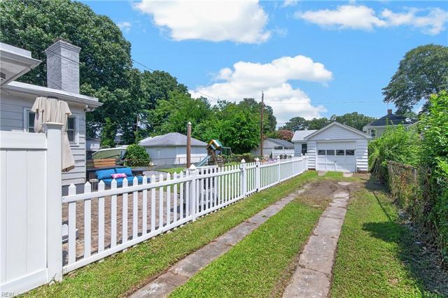 134 Powhatan PW, Hampton, VA 23661