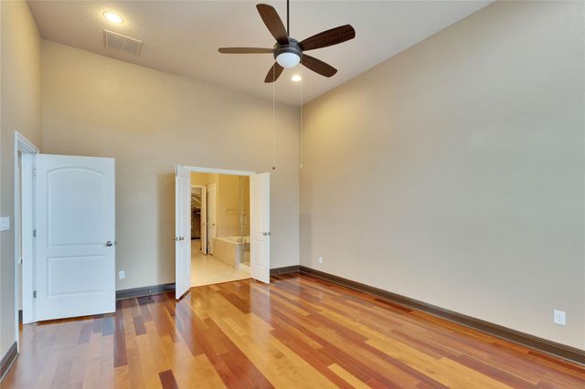 109 Aria RDG 905, Austin, TX 78738