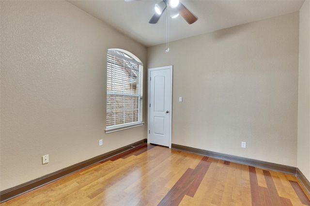 109 Aria RDG 905, Austin, TX 78738