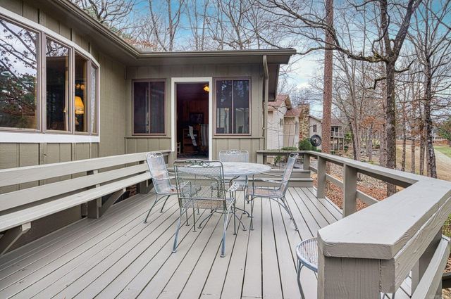 44 Doscientos Circle, Hot Springs Village, AR 71909