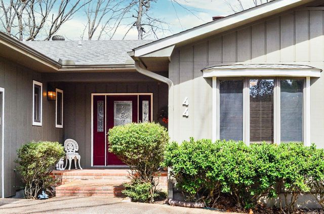 44 Doscientos Circle, Hot Springs Village, AR 71909