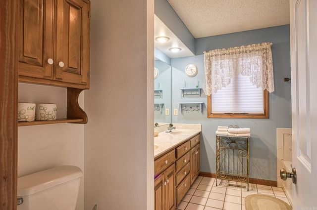 44 Doscientos Circle, Hot Springs Village, AR 71909