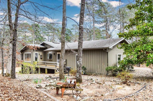 44 Doscientos Circle, Hot Springs Village, AR 71909