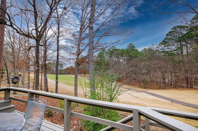 44 Doscientos Circle, Hot Springs Village, AR 71909