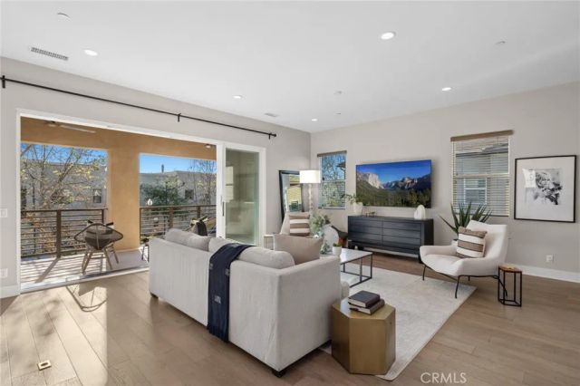 217 Cultivate, Irvine, CA 92618
