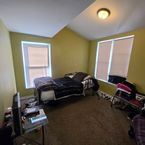 5047 W CHICAGO Avenue, Chicago, IL 60651