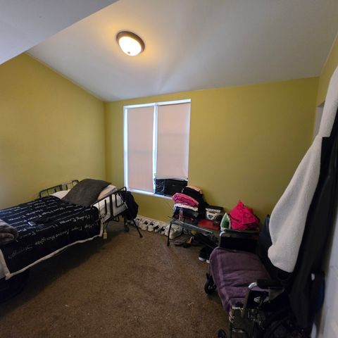 5047 W CHICAGO Avenue, Chicago, IL 60651