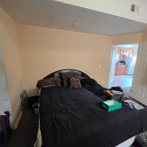 5047 W CHICAGO Avenue, Chicago, IL 60651