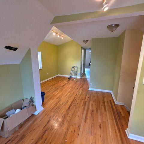 5047 W CHICAGO Avenue, Chicago, IL 60651