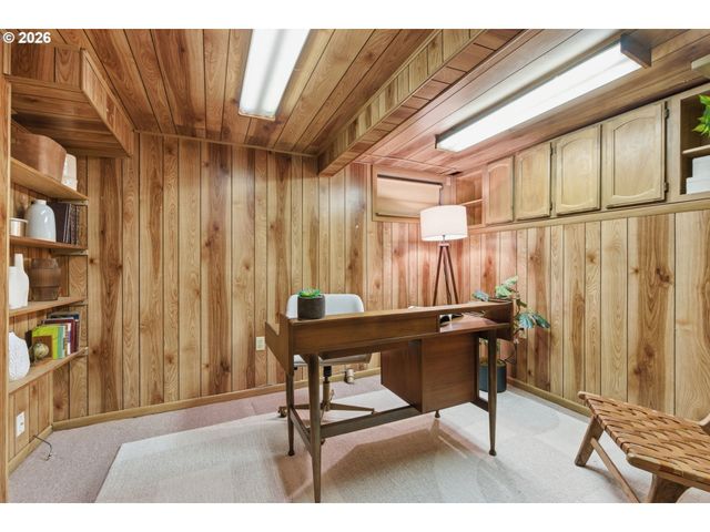 3757 Se TOLMAN St, Portland, OR 97202