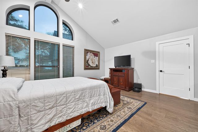 27 E Kitty Hawk Street, Richmond, TX 77406