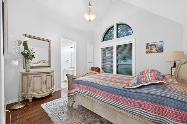 27 E Kitty Hawk Street, Richmond, TX 77406