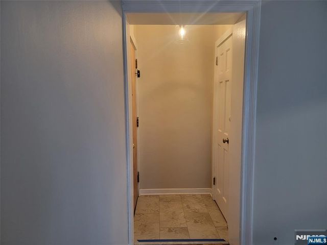 68 Magnolia 2, Hillsdale, NJ 07642