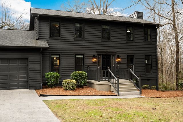 2001 Brook Way, Dalton, GA 30720