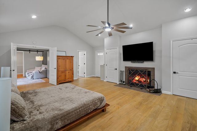 2001 Brook Way, Dalton, GA 30720